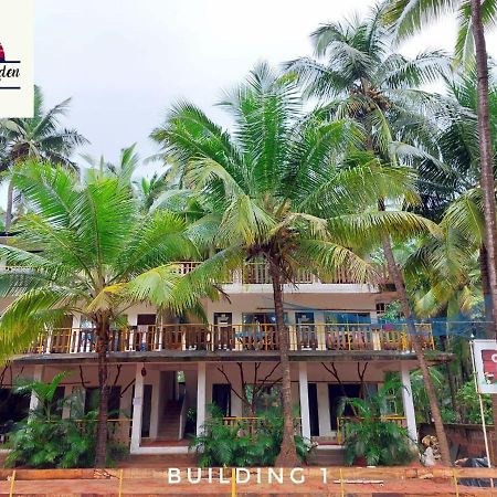 Coconut Garden Beach House มัลวาน ภายนอก รูปภาพ