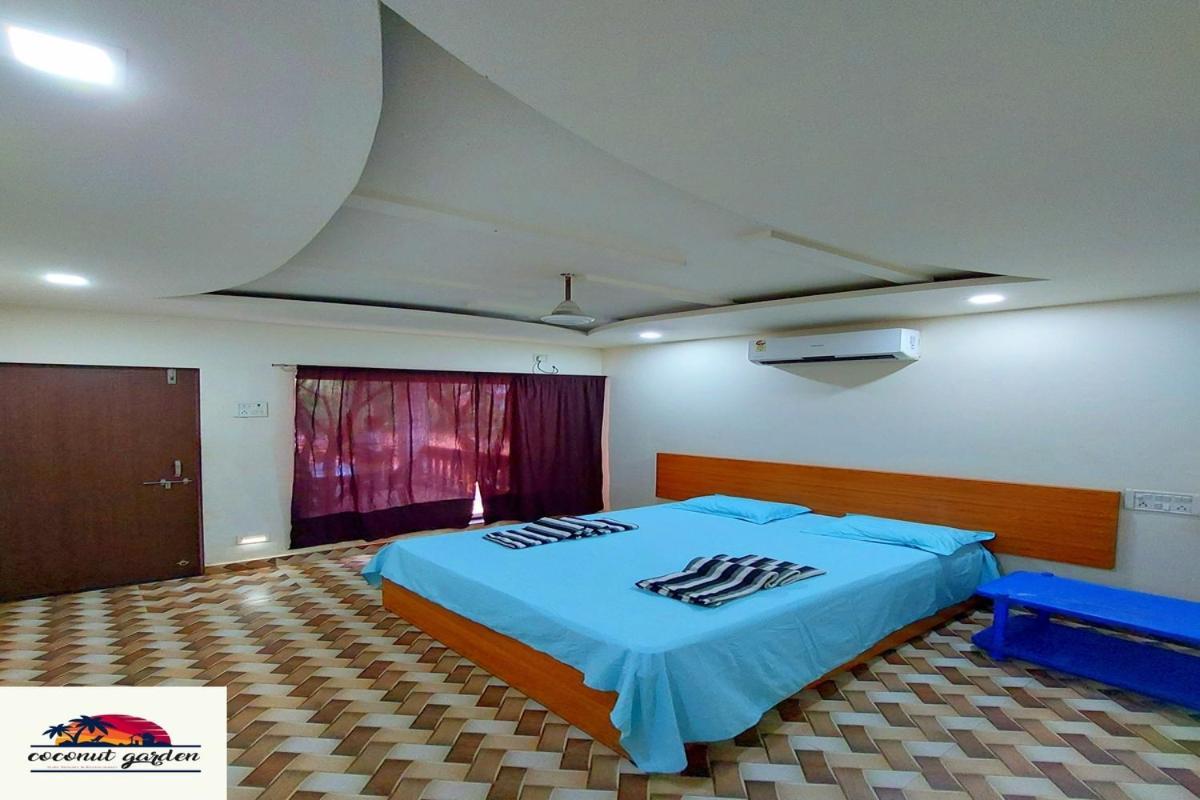 Coconut Garden Beach House มัลวาน ภายนอก รูปภาพ