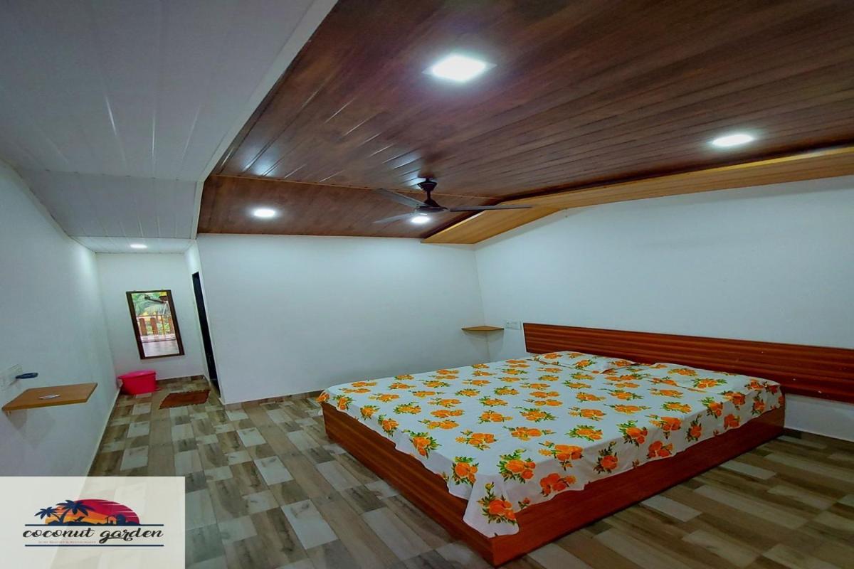 Coconut Garden Beach House มัลวาน ภายนอก รูปภาพ
